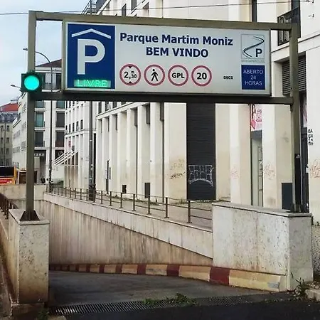 דירה Charming Mansard In Pena Baixa *